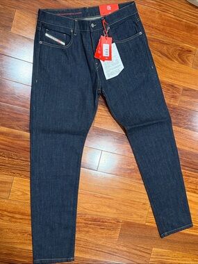 Diesel Men's Skinny Jeans in Dark Indigo